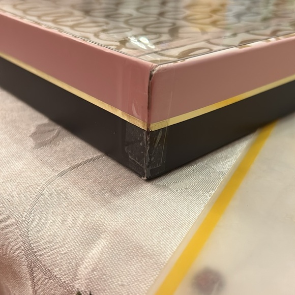 Kate Spade bridal planner - Picture 14 of 14